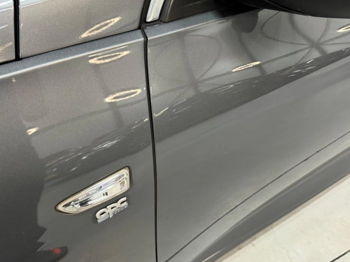 Opel Insignia Sports Tourer 1.5 Turbo Business Executive OPC Line NAP ...